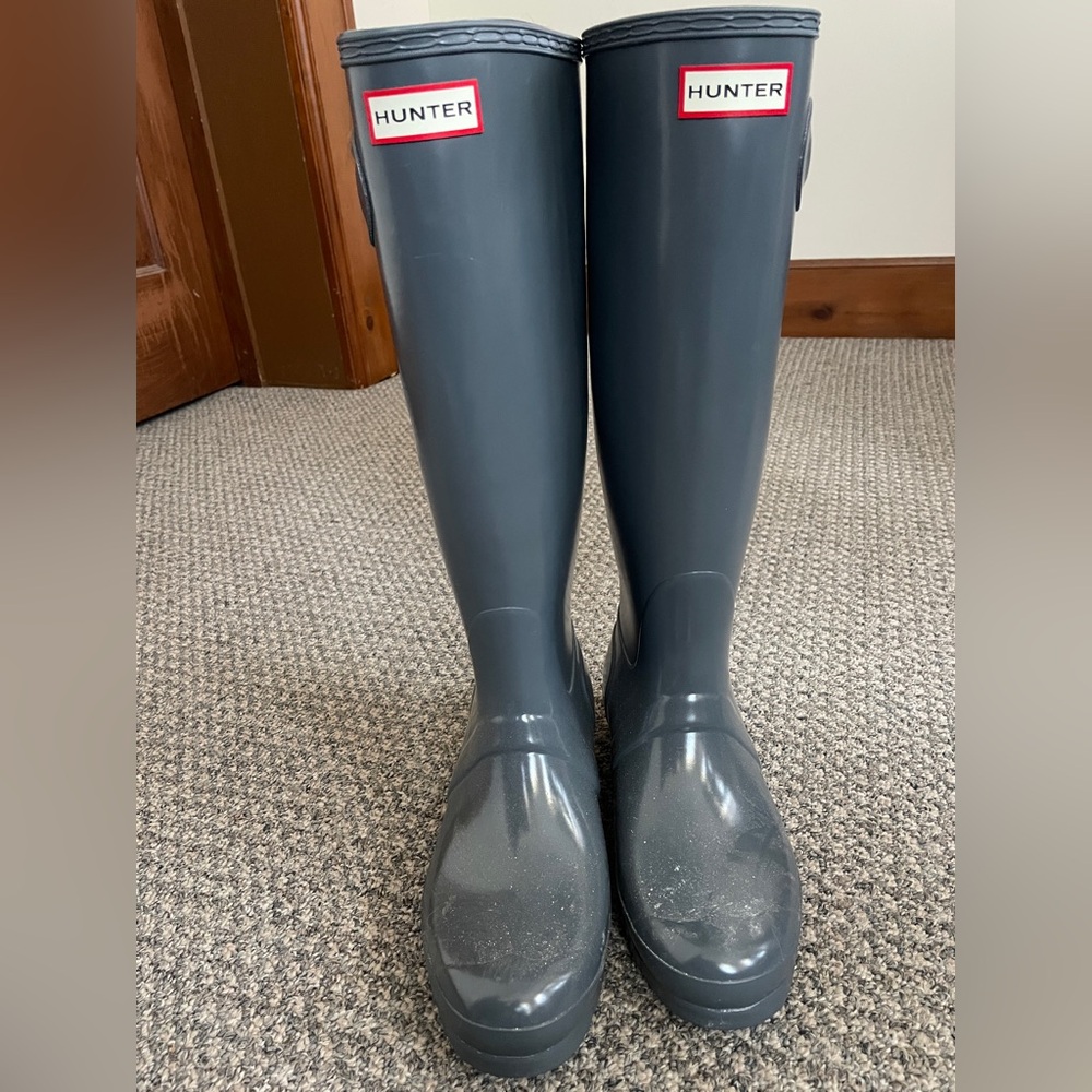 Dark grey Hunter tall rain boots